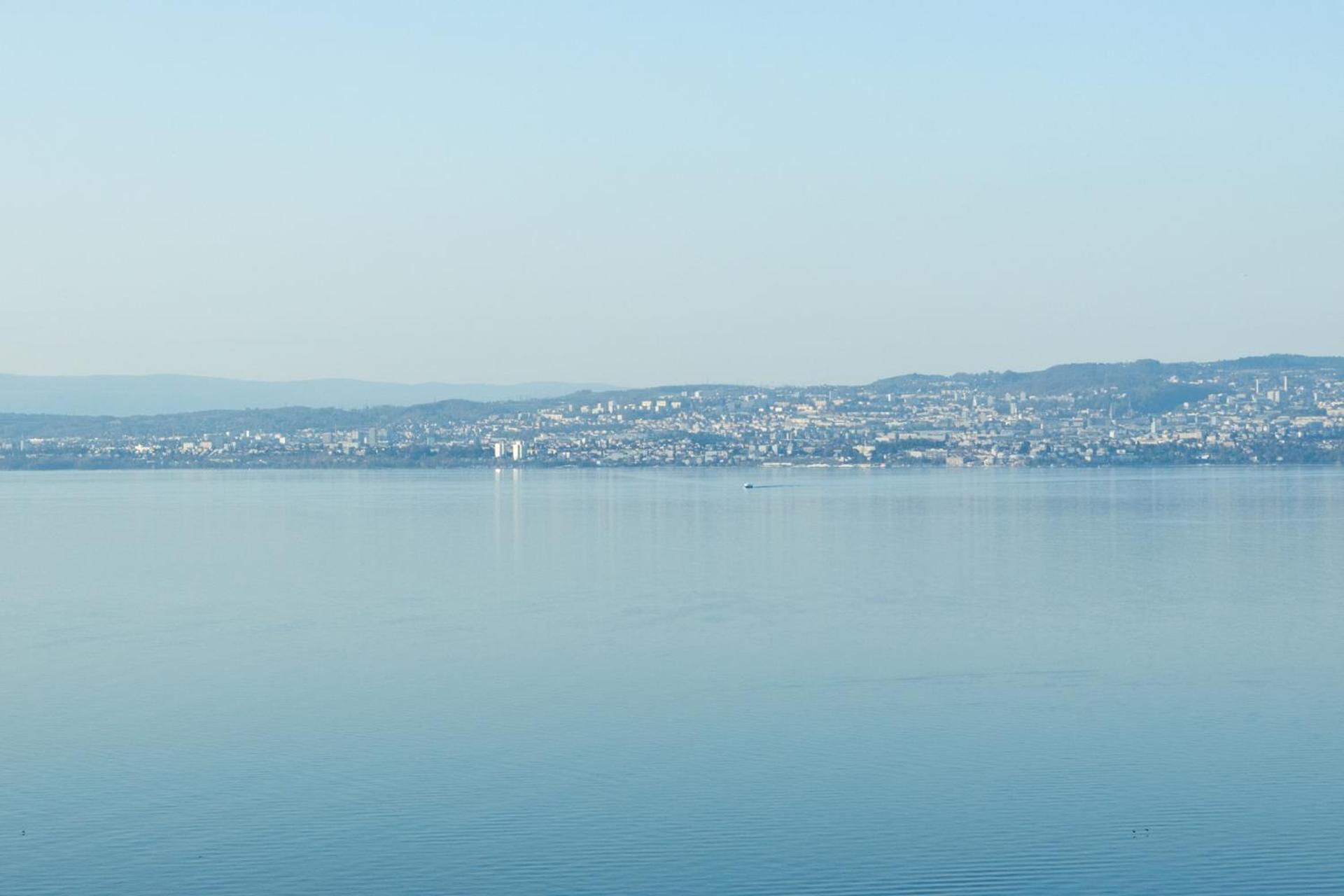 Cote Lac Hostel Evian Rum bild