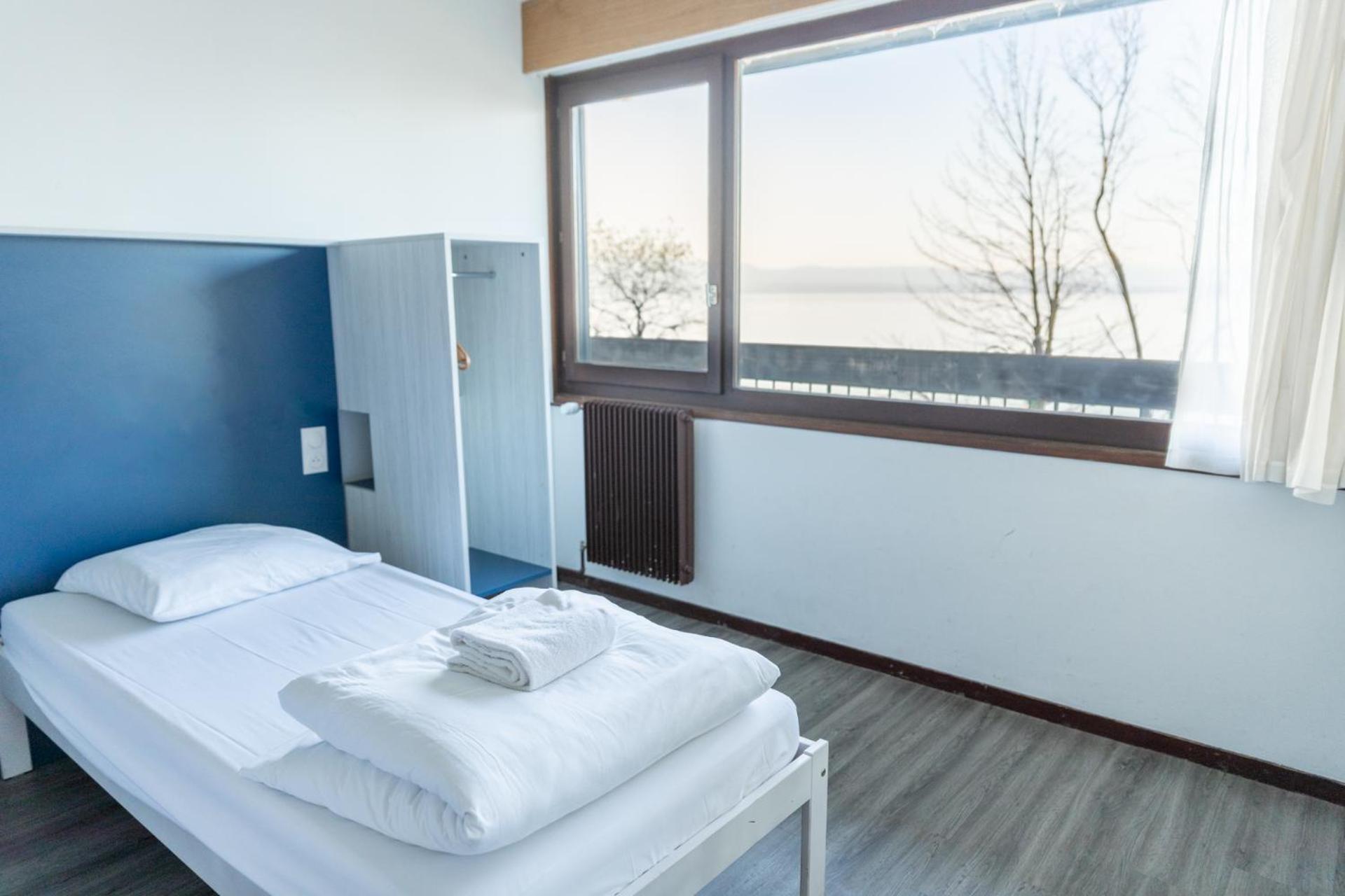 Cote Lac Hostel Evian Exteriör bild